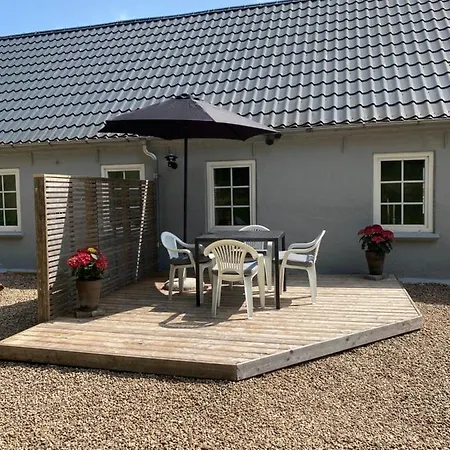 Appartement Apt17 - Just Outside Of - Rural And Quiet Surroundings *